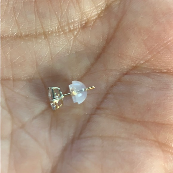 10K Gold Push Back 4mm Princess cut Earrings same day shipping - Picture 10 of 11